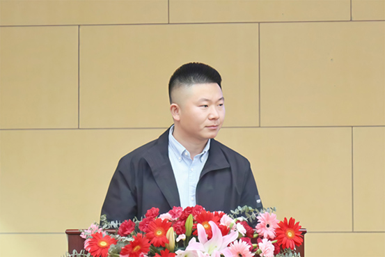 ３主持人：付刚553.jpg